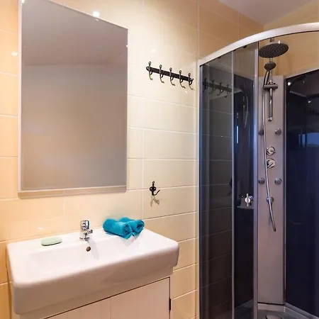 דירה For 2-3 People