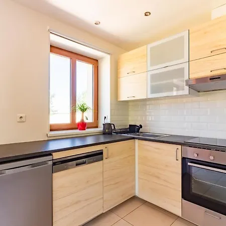 For 2-3 People Ronel