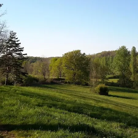 For 2-3 People דירה *