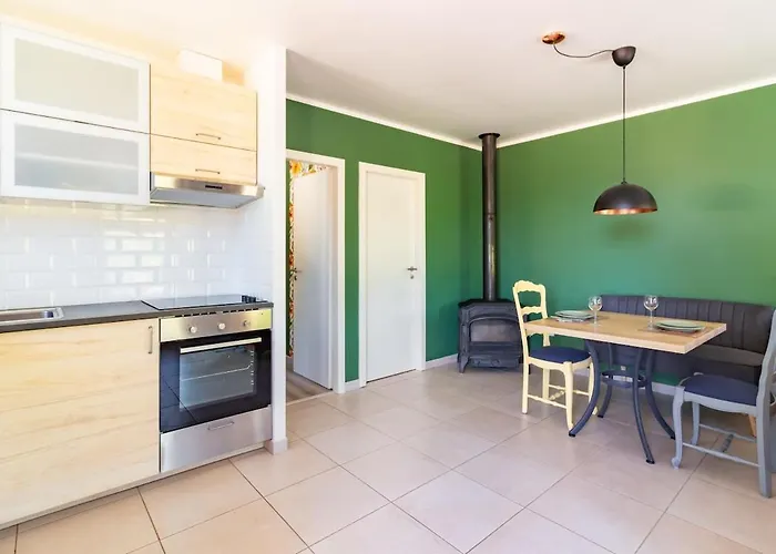 For 2-3 People Ronel